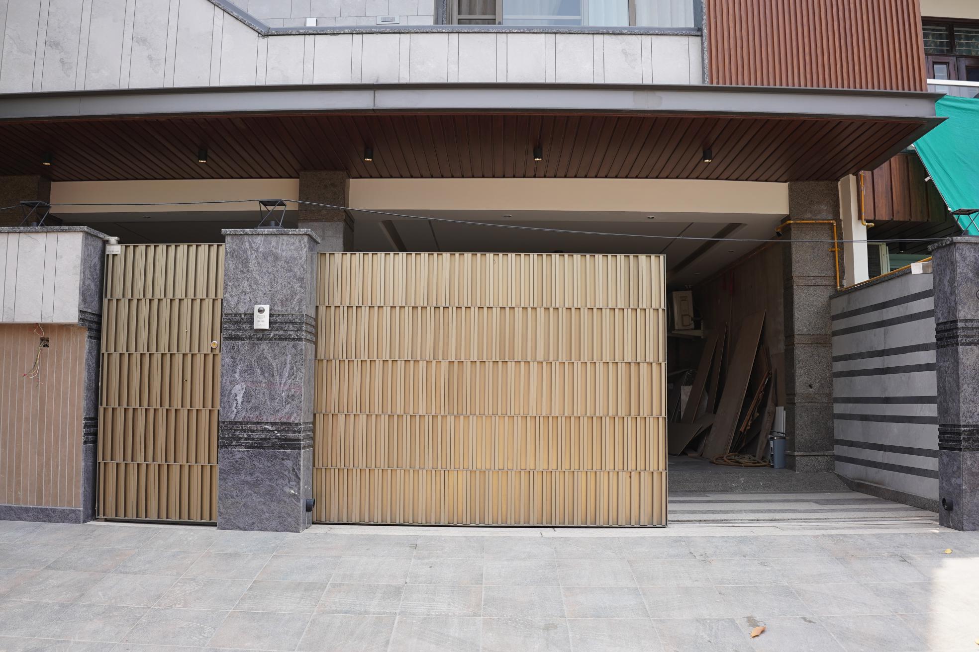Gate 1